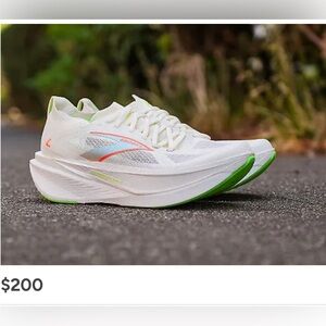 Brooks Hyperion Max 3 Running Shoes